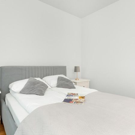 Apartament Na 15 Pietrze Z Widokiem Na Zatoke W Gdyni I Parkingiem By Noclegi Renters Гдыня Экстерьер фото